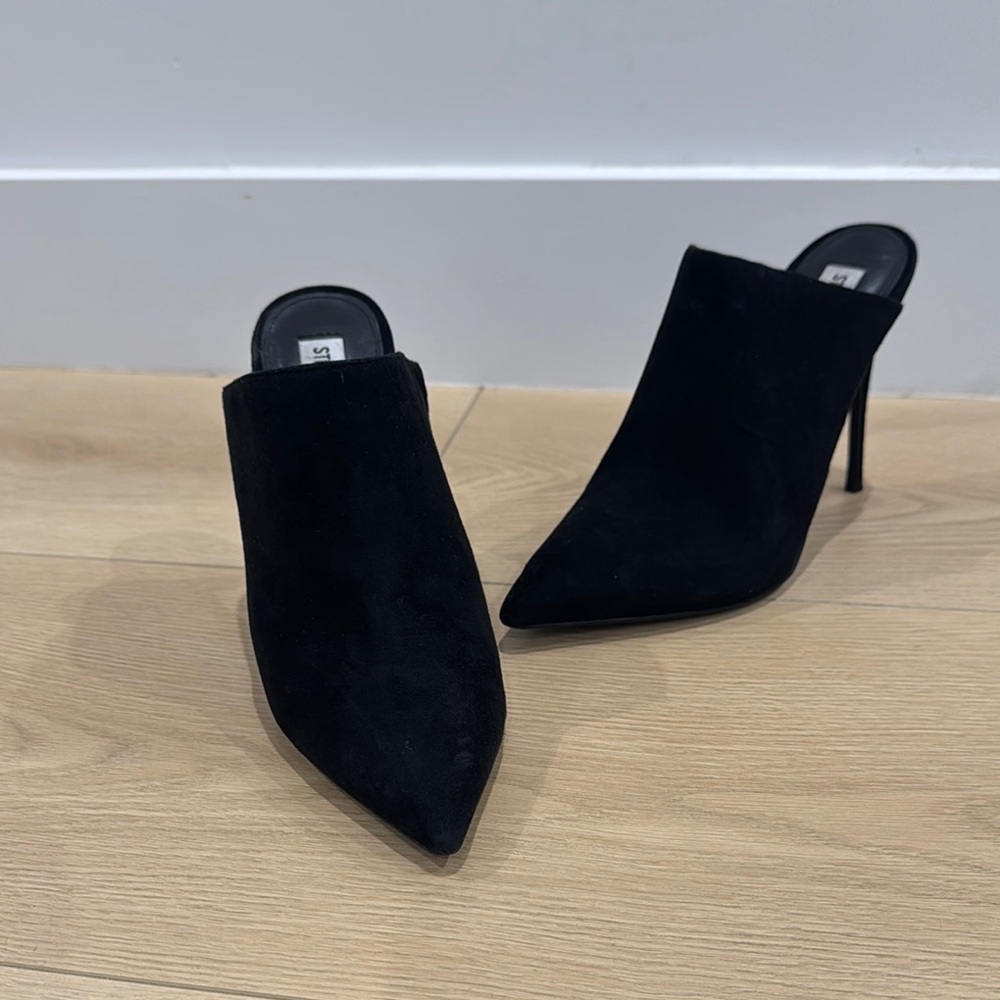 Steve Madden Black Suede Mules